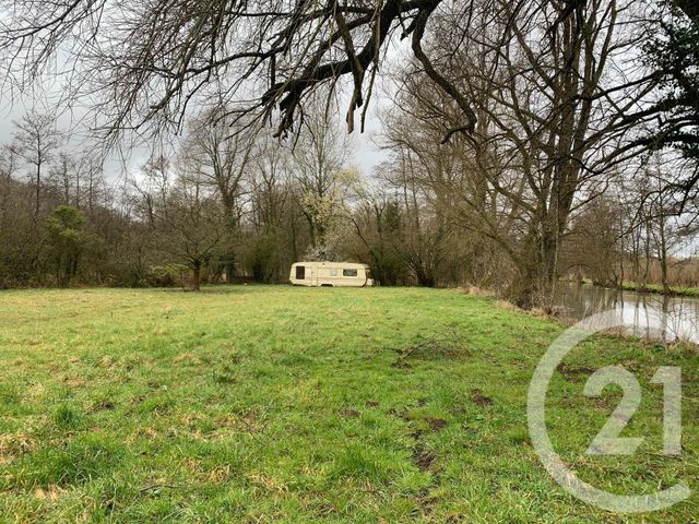 Afficher la photo en grand terrain à vendre - 16000.0 m2 - MONTREUIL - 62 - NORD-PAS-DE-CALAIS - Century 21 Les 3 Vallées