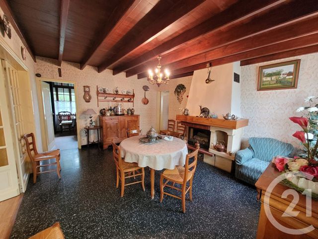 maison à vendre - 7 pièces - 91.8 m2 - AIX EN ISSART - 62 - NORD-PAS-DE-CALAIS - Century 21 Les 3 Vallées maison à vendre - 7 pièces - 91.8 m2 - AIX EN ISSART - 62 - NORD-PAS-DE-CALAIS - Century 21 Les 3 Vallées