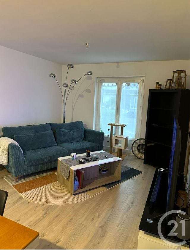 maison à louer - 6 pièces - 80.3 m2 - BEAURAINVILLE - 62 - NORD-PAS-DE-CALAIS - Century 21 Les 3 Vallées