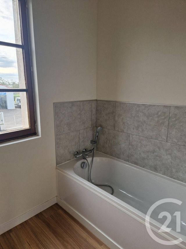 maison à louer - 4 pièces - 72.8 m2 - ECUIRES - 62 - NORD-PAS-DE-CALAIS - Century 21 Les 3 Vallées