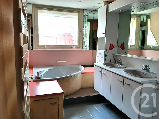 Appartement F4 à vendre - 6 pièces - 180.5 m2 - HESDIN LA FORET - 62 - NORD-PAS-DE-CALAIS - Century 21 Les 3 Vallées