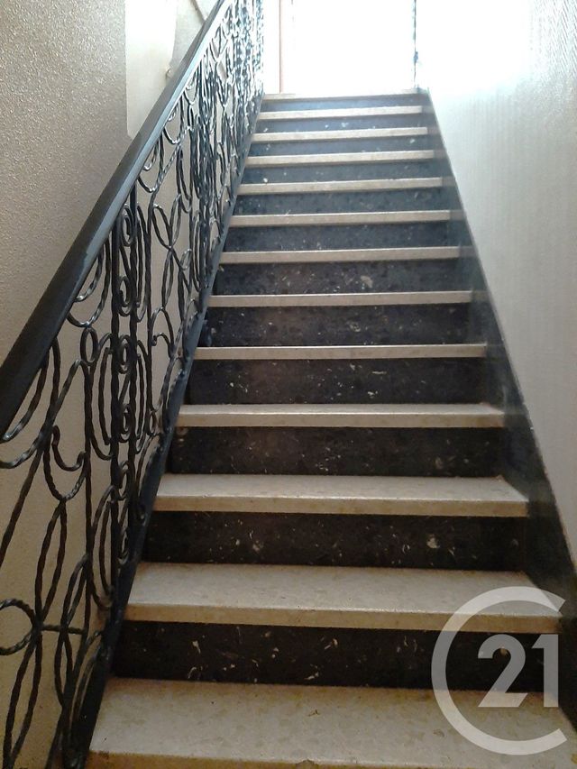 Appartement F4 à vendre - 6 pièces - 180.5 m2 - HESDIN LA FORET - 62 - NORD-PAS-DE-CALAIS - Century 21 Les 3 Vallées