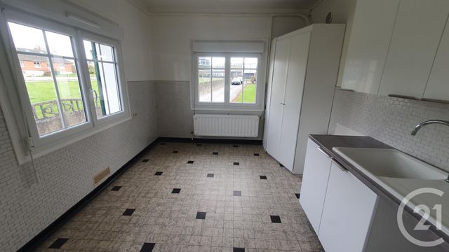 maison à louer - 4 pièces - 74.2 m2 - BEAURAINVILLE - 62 - NORD-PAS-DE-CALAIS - Century 21 Les 3 Vallées