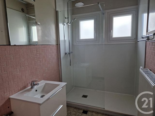 maison à louer - 4 pièces - 74.2 m2 - BEAURAINVILLE - 62 - NORD-PAS-DE-CALAIS - Century 21 Les 3 Vallées