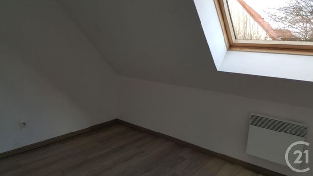 maison à louer - 5 pièces - 90.63 m2 - CAMPAGNE LES HESDIN - 62 - NORD-PAS-DE-CALAIS - Century 21 Les 3 Vallées